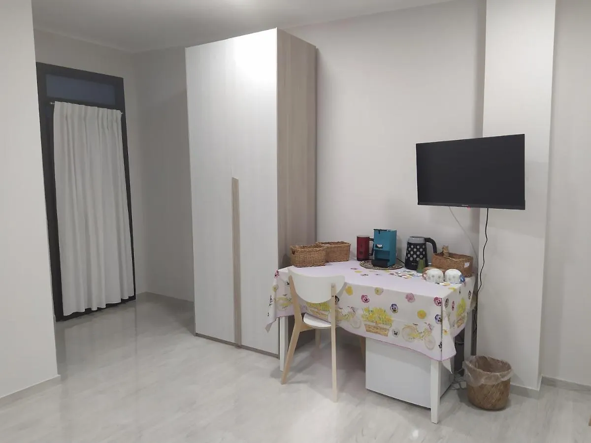 Country house Shine Flowers Room Scordia